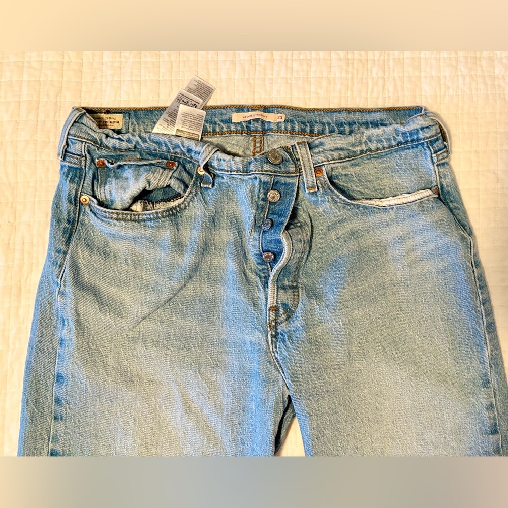 Levi's Wedgie Straight